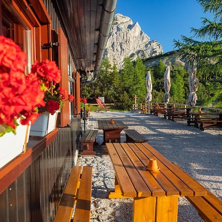 Postarski Dom On Vrsic Kranjska Gora Exteriör bild
