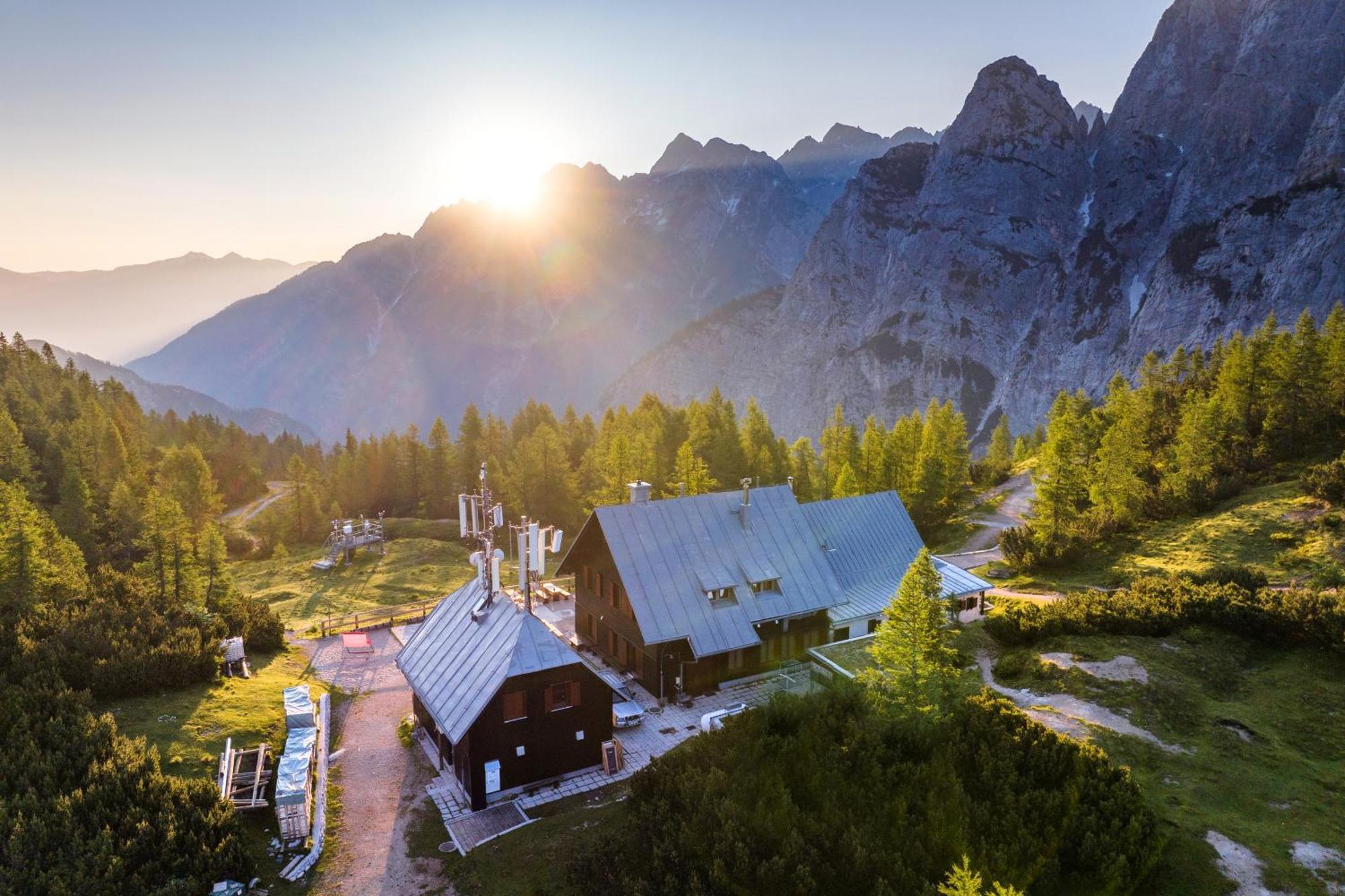 Postarski Dom On Vrsic Kranjska Gora Exteriör bild